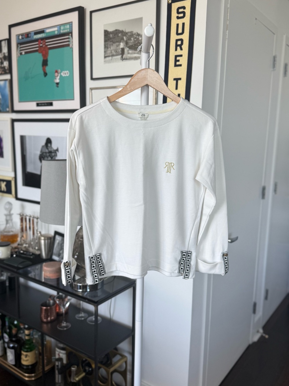 Women’s White Long-Sleeve Top